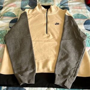 Nike Men’s Quarter-Zip Sweatshirt XL